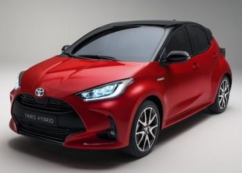 Toyota cuts CO2 emissions in new Yaris hybrid with lithium ion battery