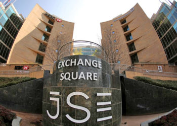 S.African bank stocks fall 4% after SARB dividend advice