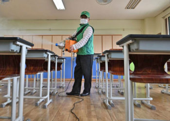 Hundreds of South Korea schools close again after reopening