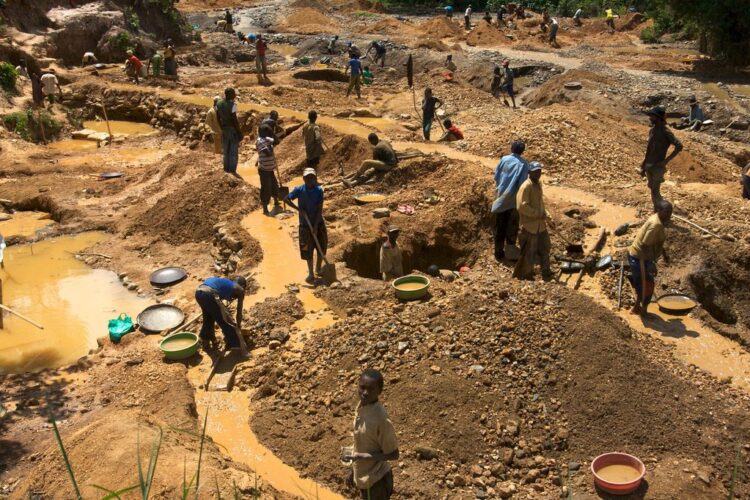 Community mining’s new concept, old problem