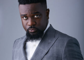 We just throw around the ‘honorable’ title – Sarkodie reacts to Parliament’s drama