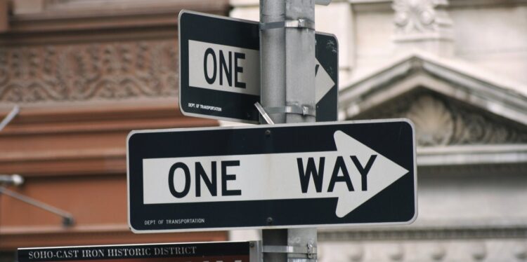 Balanced reverse mentoring can be a tonic for business growth