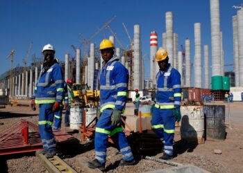 YEB Gallery set to host “Threads Of Life” Solo Art Exhibition