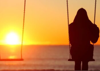 ￼♡Surviving Valentine’s Day as a Single♡